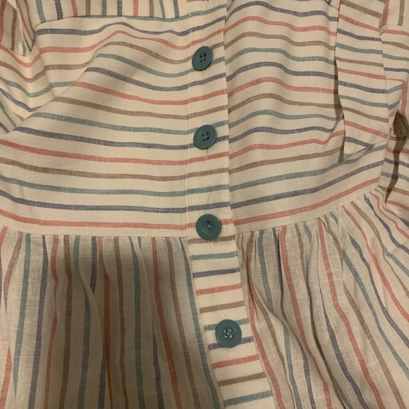 Gal meets glam Connie - Picture 4 of 5